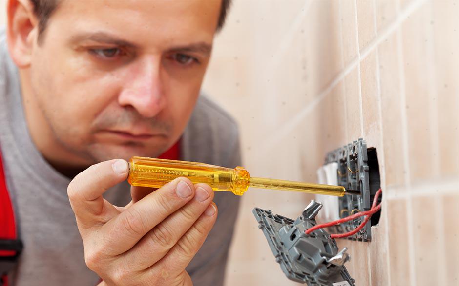électricien urgent Paris 4